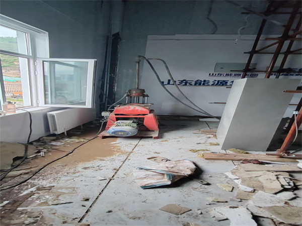 永宁地基基础下沉墙体裂缝加固注浆顶升施工