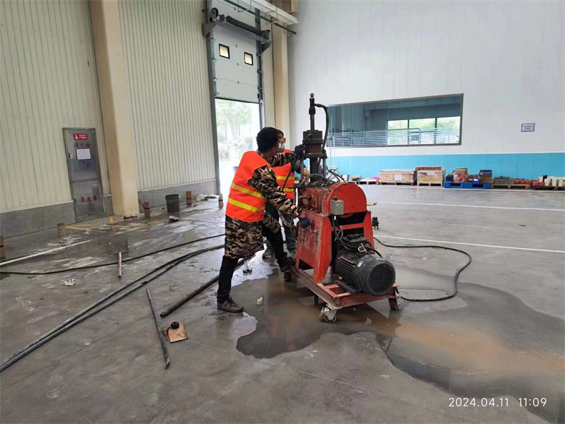 永宁厂房地面下沉塌陷注浆加固施工